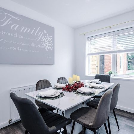 Comfort Place - 3 Bedroom House In Chester - Sleeps 6 Экстерьер фото