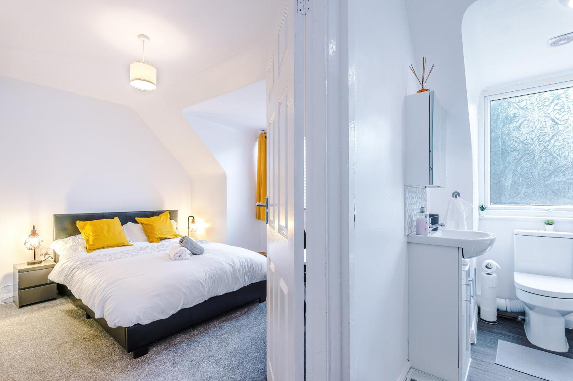 Comfort Place - 3 Bedroom House In Chester - Sleeps 6 Экстерьер фото